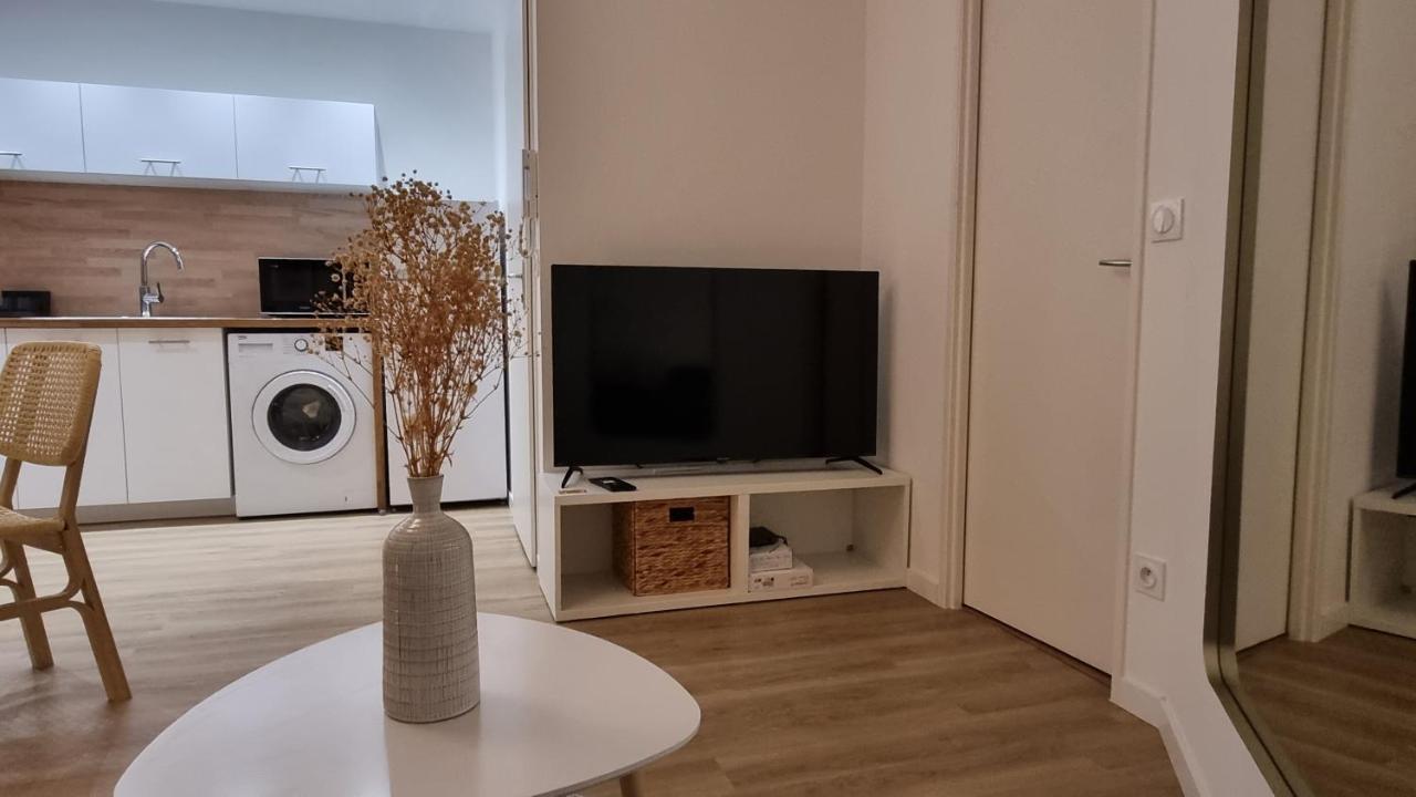 Moderne & Lumineux - Hyper Centre Apartment Турнон-сюр-Рон Екстериор снимка