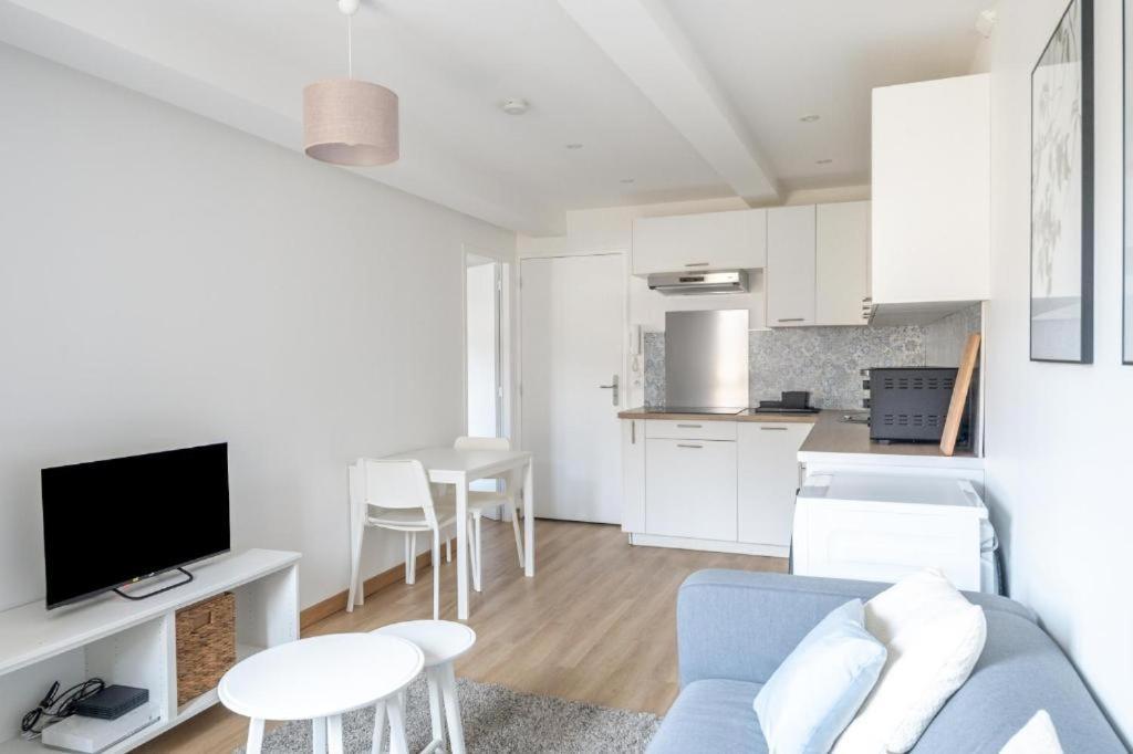 Moderne & Lumineux - Hyper Centre Apartment Турнон-сюр-Рон Екстериор снимка