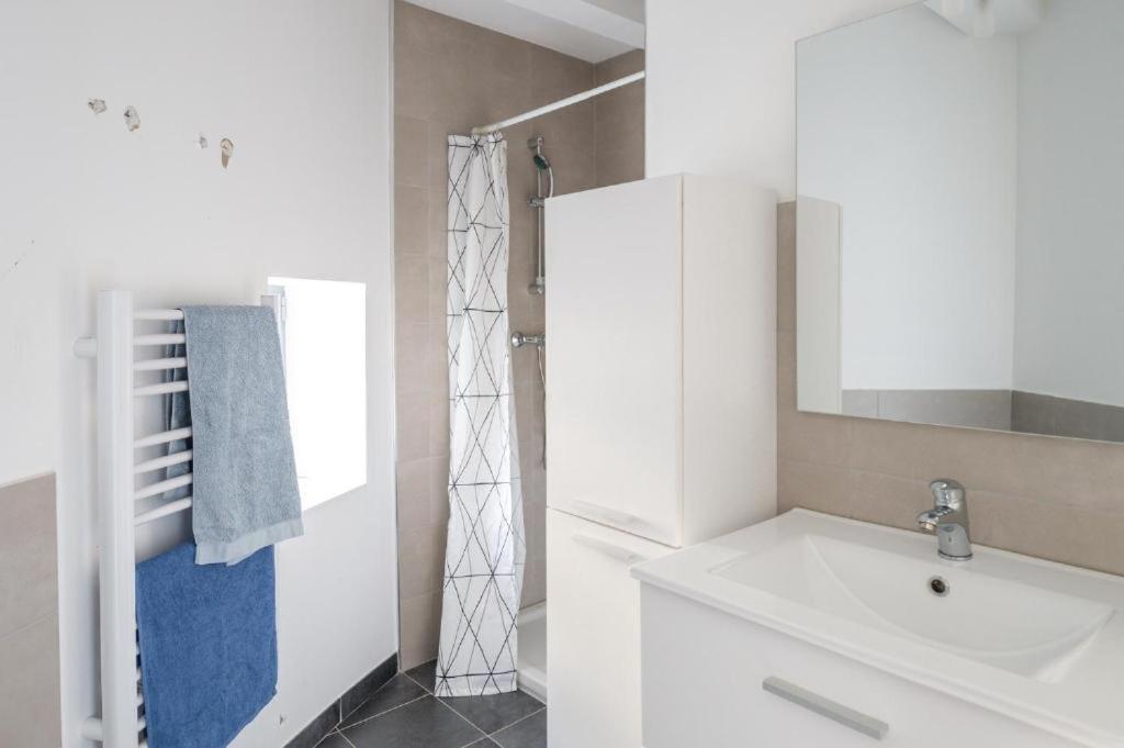 Moderne & Lumineux - Hyper Centre Apartment Турнон-сюр-Рон Екстериор снимка